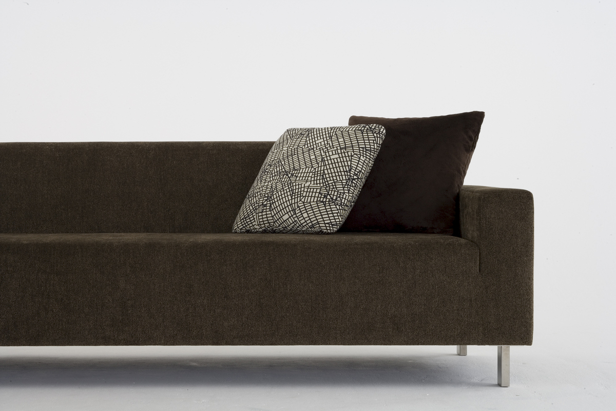 Dune » Products » TRON SOFA